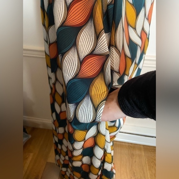 Bucketlist printed maxi dress with pockets - Picture 4 of 4